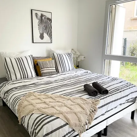 - Le Salengro Villeurbanne